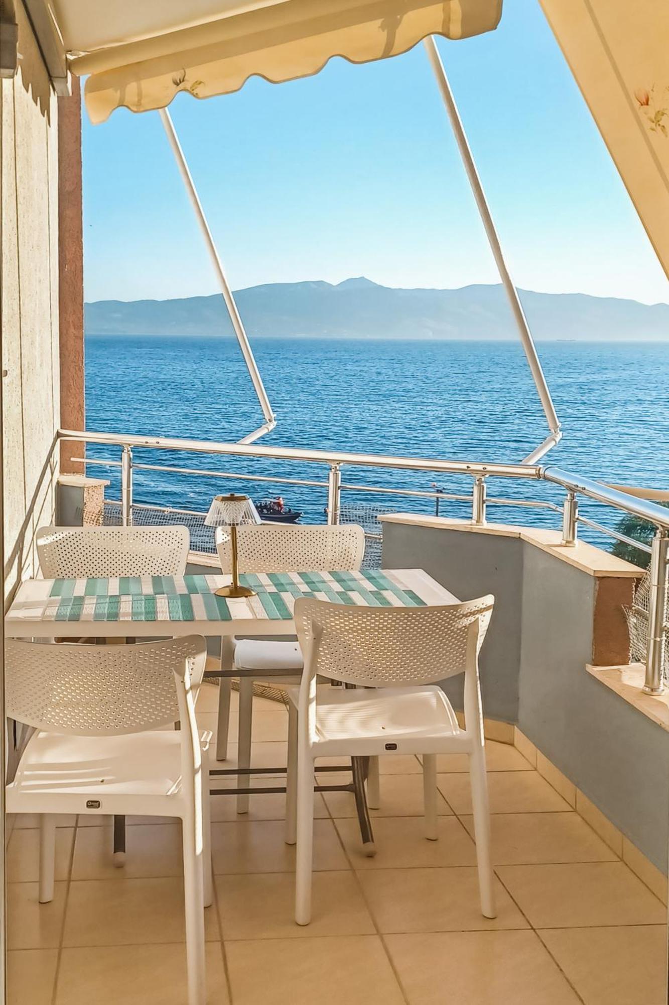 Susy Sea View Apartment Sarandë 외부 사진